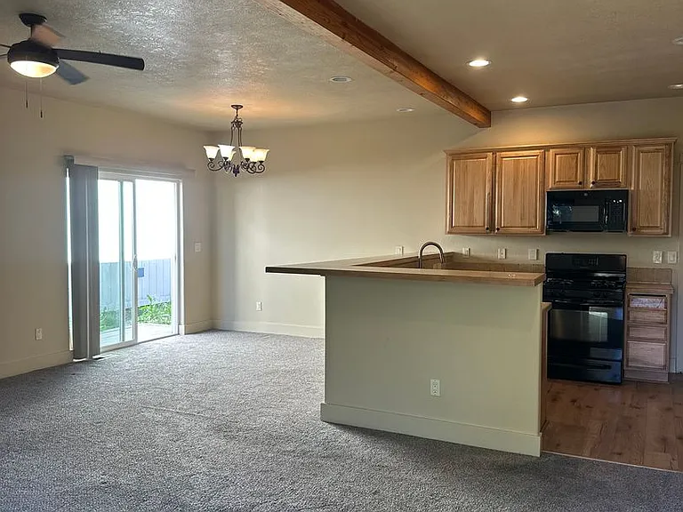 20159 Merriewood Ln — Photo 6