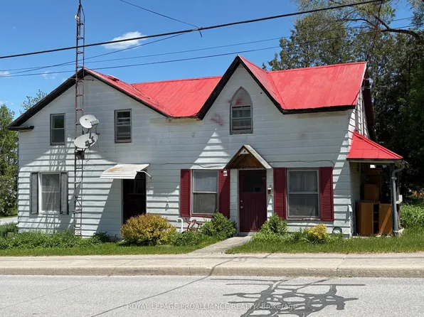 25 Thomas St, Tweed, ON K0K 3H0
