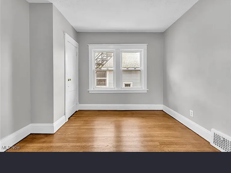18715 Mohawk Ave #2 — Photo 3