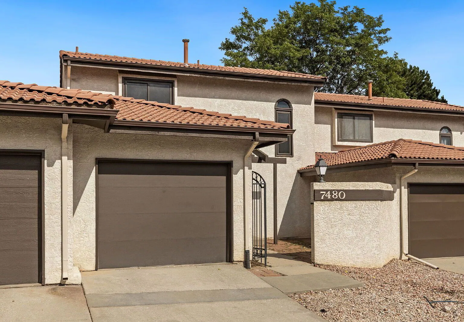 2 bed, 1.5 bath, 1536 sqft, $1,700 — Photo 1