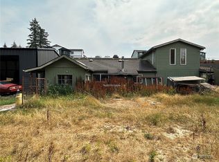 1211 NE McWilliams Rd, Bremerton, WA 98311
