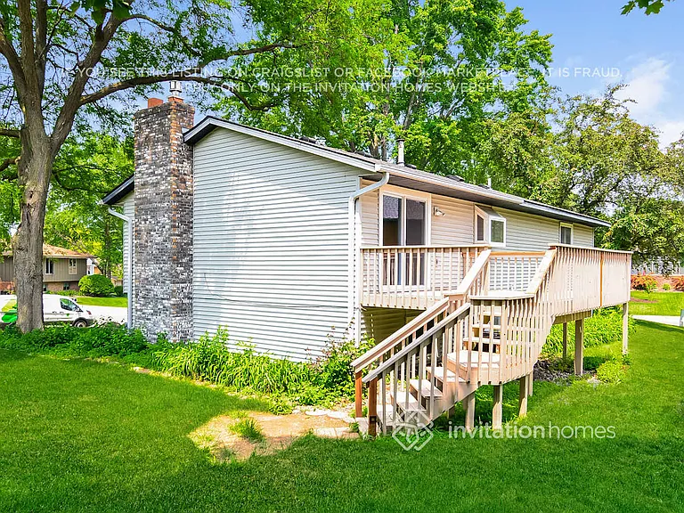 1764 Evergreen Bay — Photo 18
