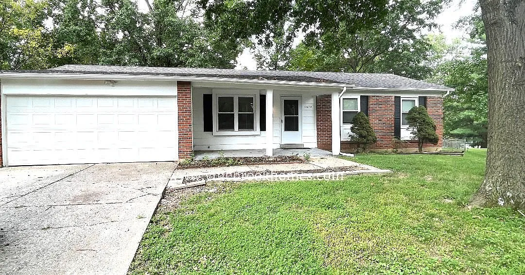 1475 Villa Lago Dr photo 1