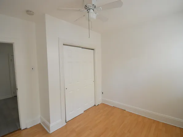 169-171 Avenue F image 8 of 15