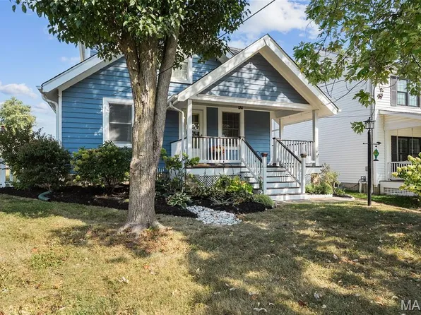 706 N Geyer Rd, Saint Louis, MO 63122