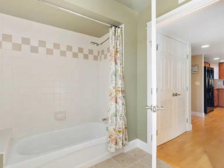 409 Mason Ct #228 — Photo 13