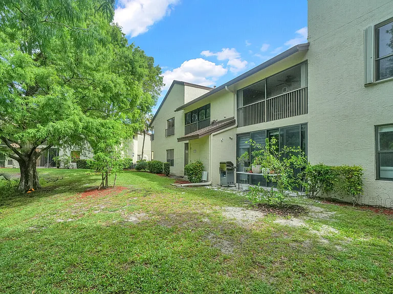 3287 Cocoplum Cir #3321 — Photo 17