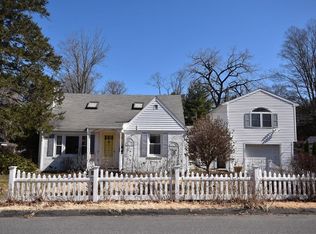 137 Farview Way, Amherst, MA 01002