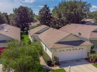25204 Cranes Roost Cir, Leesburg, FL 34748