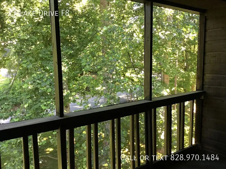 23 Lake Dr #F8 — Photo 12