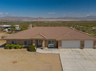 32876 Zircon Rd, Lucerne Valley, CA 92356