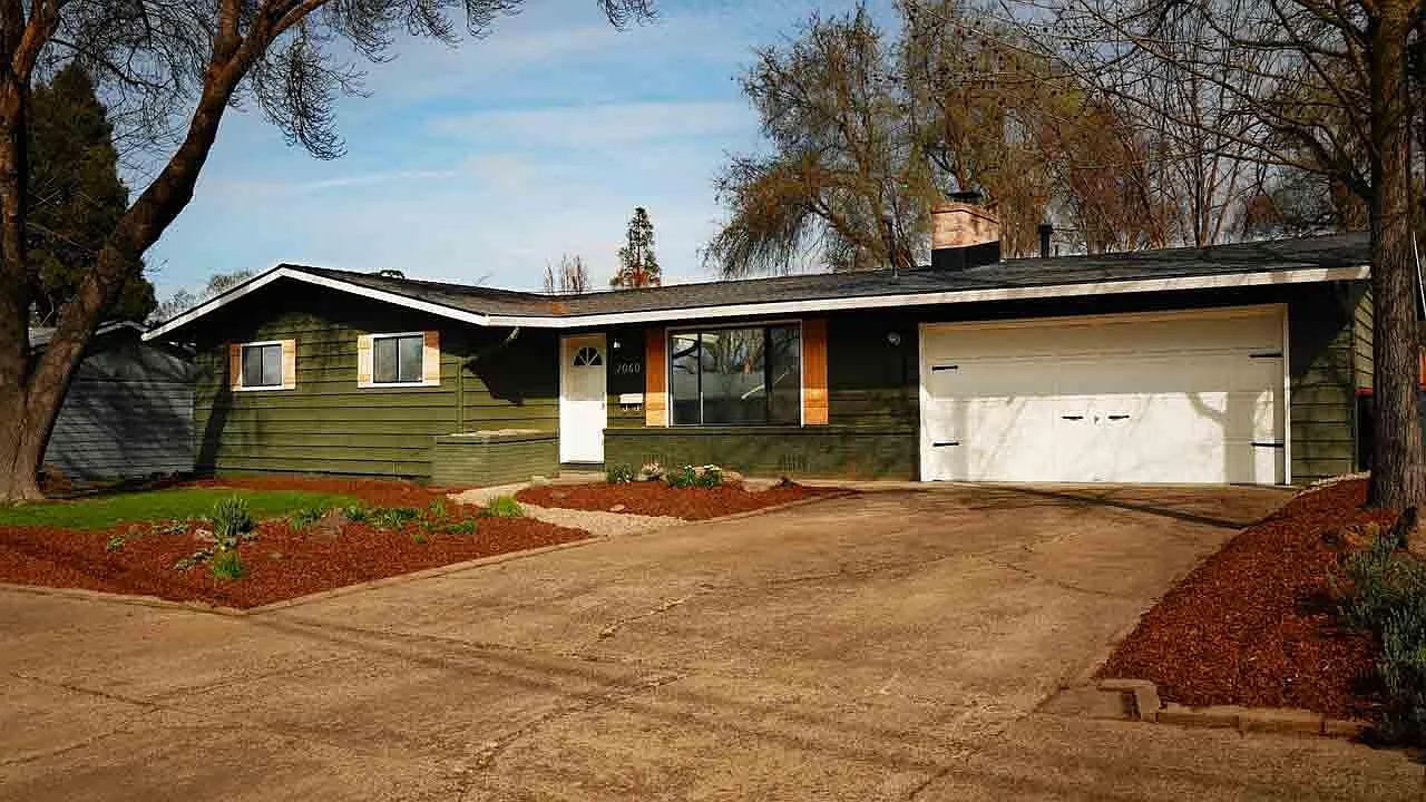 2060 Melody Ln photo 1