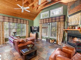 214 Newman St, Charlevoix, MI 49720