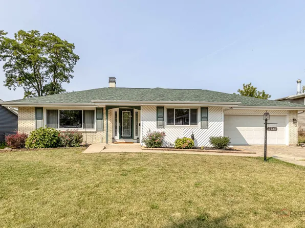 7340 Jasmine Dr, Hanover Park, IL 60133