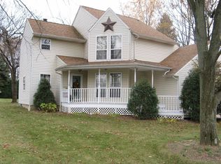 953 S Munroe Rd, Tallmadge, OH 44278