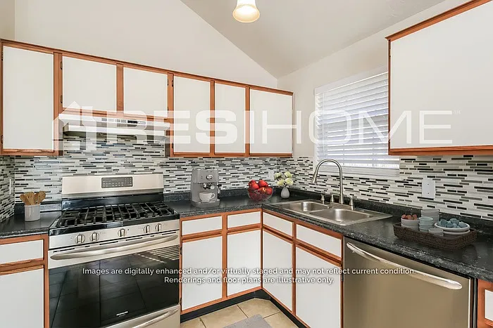 3 bed, 2.0 bath, 1719 sqft, $2,225 — Photo 3