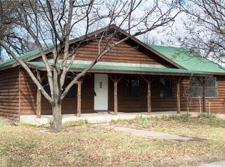 100 E 4th St, Tolar, TX 76476