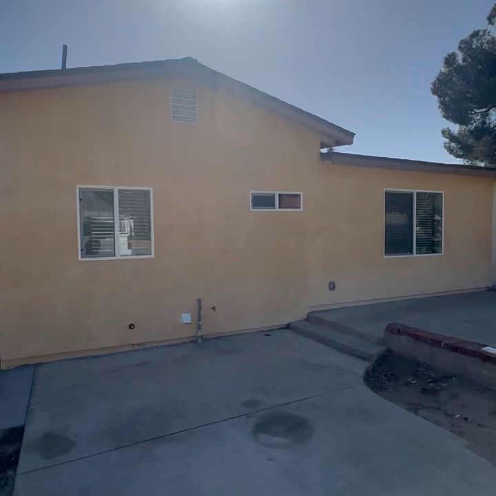 1st image of 624 W Gilman St #3