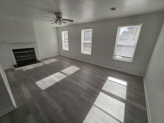 3rd image of 126 W Seaview Ave #1