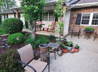 4385 Dog Leg Rd, Urbana, OH 43078