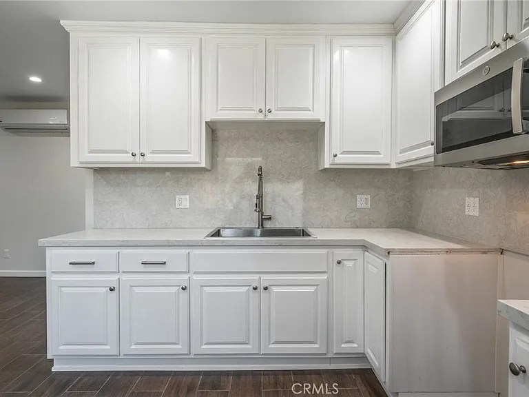 10972 McKinley Ave #1/2 — Photo 8