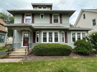 356 Genesee Park Blvd, Rochester, NY 14619