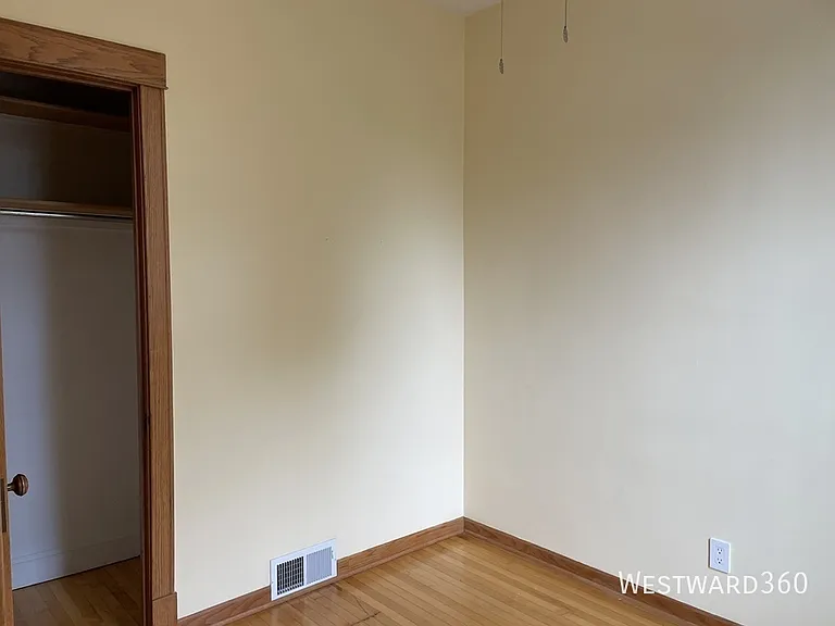 2714 N Albany Ave #2 — Photo 11