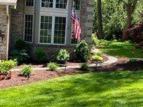 1442 Carriage Oaks Ct, Dyer, IN 46311