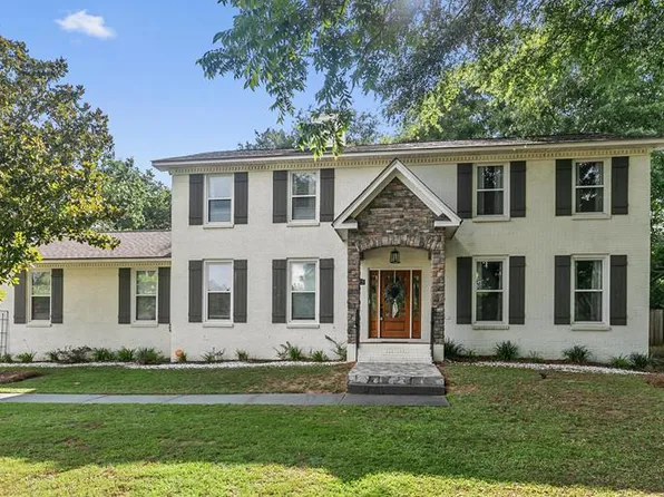 123 Waterford Pl, Dothan, AL 36303