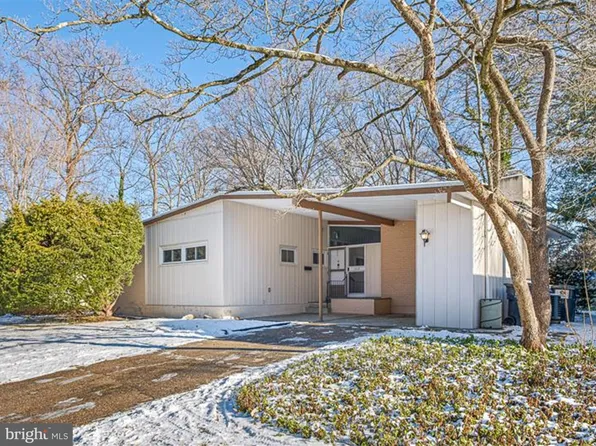 1312 Newcomb Rd, Wilmington, DE 19803