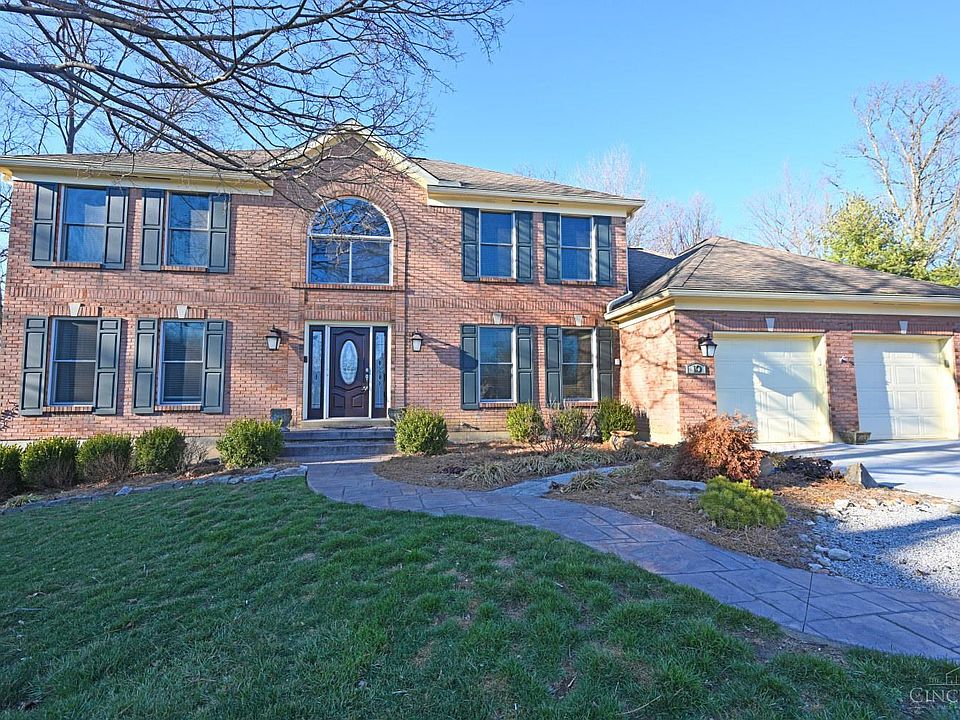 1st image of 10 Paisley Dr