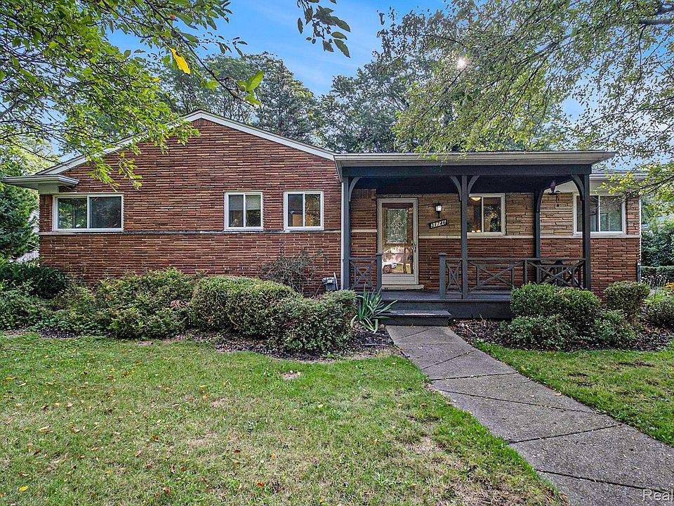 1st image of 31746 Sheridan Dr