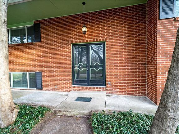 2nd image of 3222 Claydor Dr