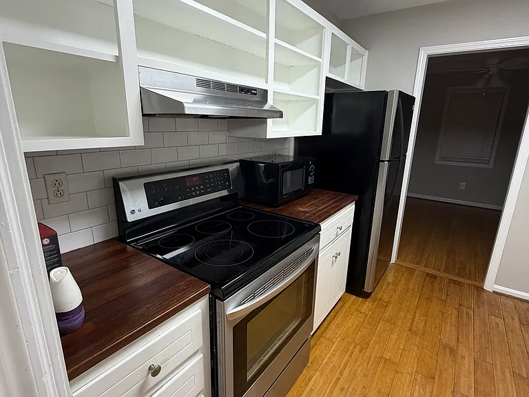 4563 Little River Rd #1 — Photo 6