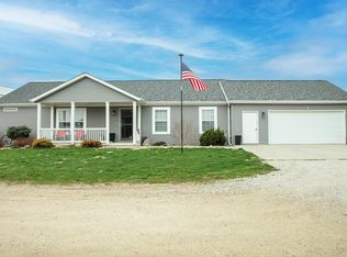 2048 180th St, Waverly, IA