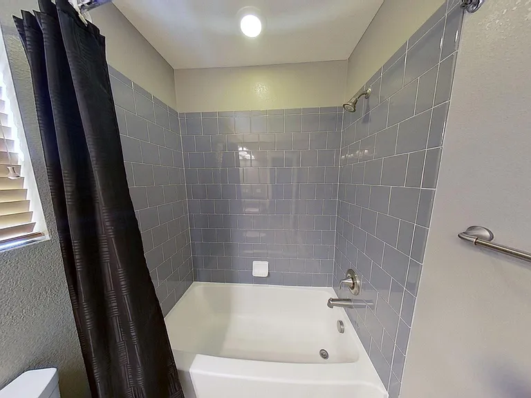 523 S Vance Ct — Photo 17