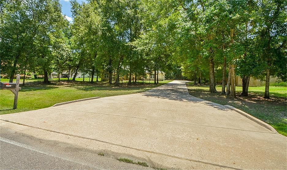 1st image of 27402 E Fairway Oaks Dr
