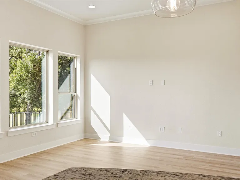 9507 McKnight Loop — Photo 11