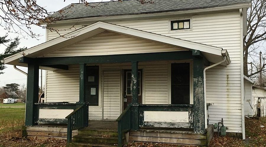 2nd image of 409 Morrison St