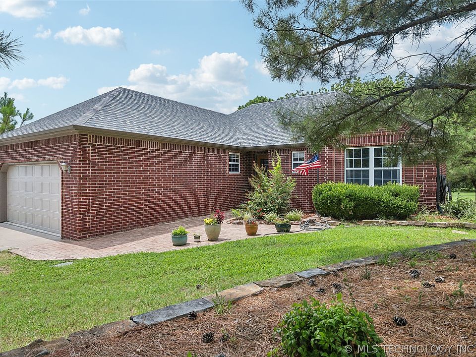 1st image of 2716 Highwood Dr