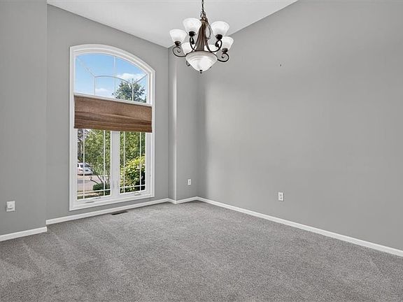 3rd image of 3116 NE 91st Ter