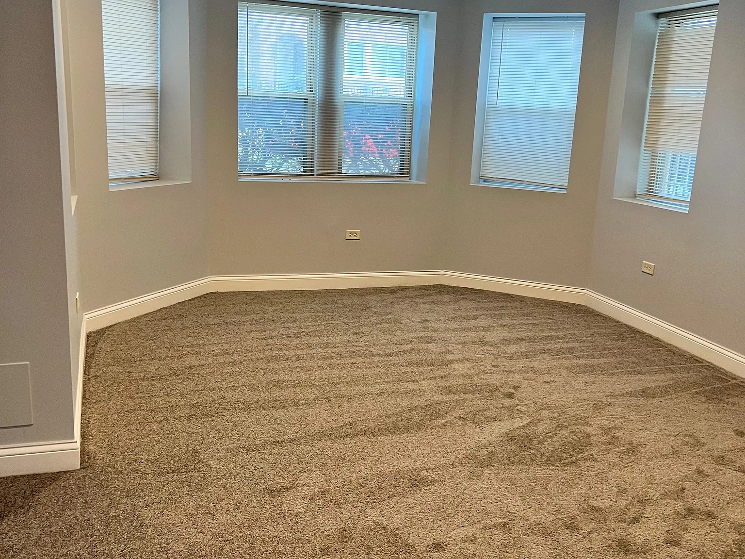 2 bed, 1150 sqft, $1,695 — Photo 1