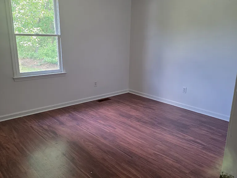 324 Middle St #HOME — Photo 9