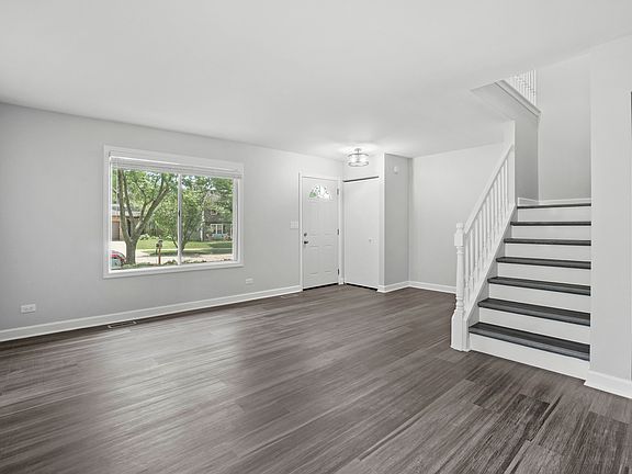 3rd image of 1151 Greensfield Dr