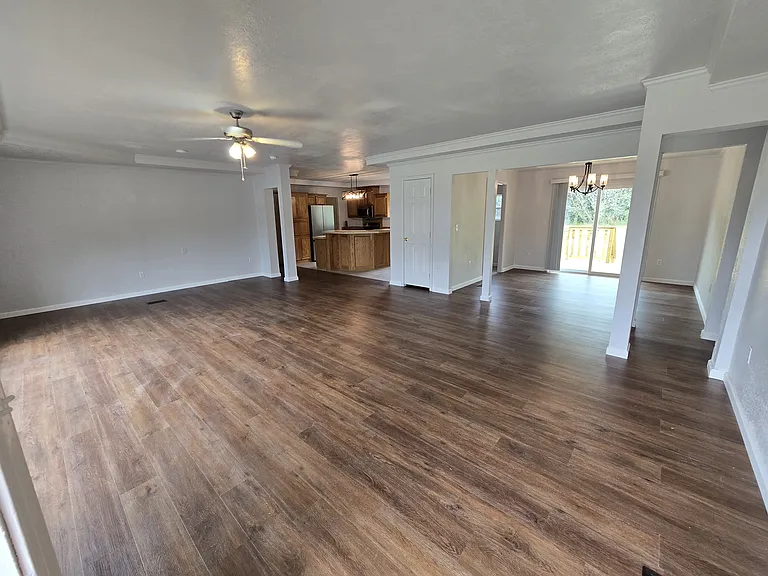 7317 S Perkins Rd — Photo 4