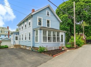 10 Elm Ct, Andover, MA 01810