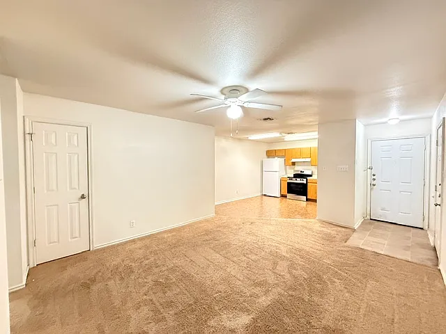 11703 Capotillo St #1A — Photo 7