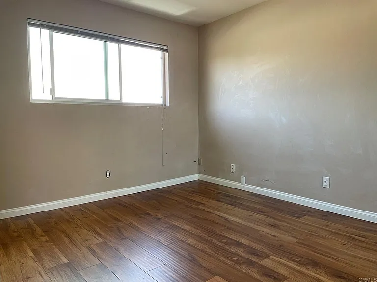 4875 Cole St — Photo 6