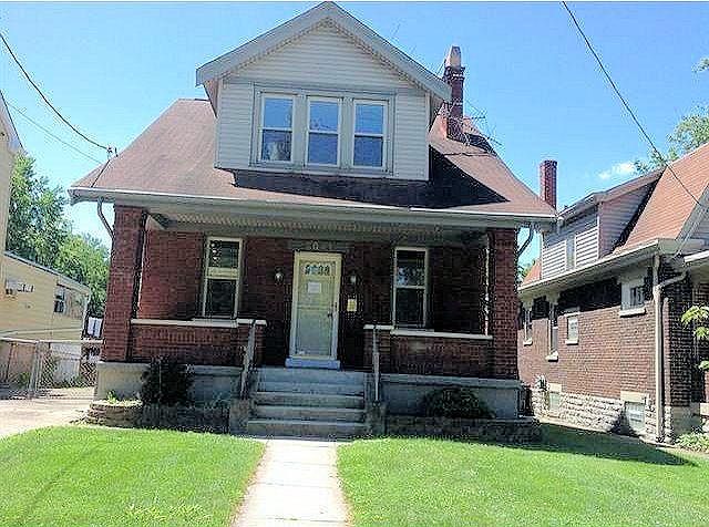 1st image of 3041 Montana Ave