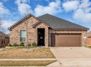 900 Honey Maple St, Princeton, TX 75407